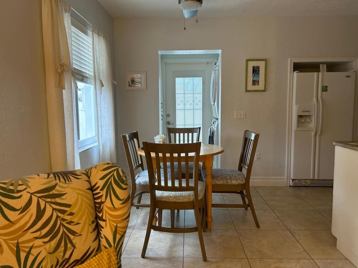 An Island Getaway At Palm Tree Villas Holmes Beach Exterior foto